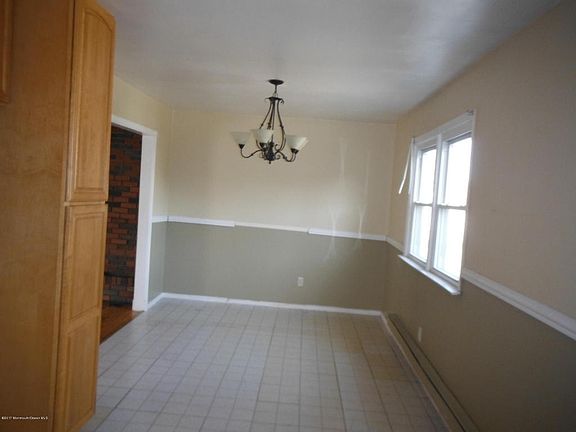 4th image of 112 Parkview Blvd