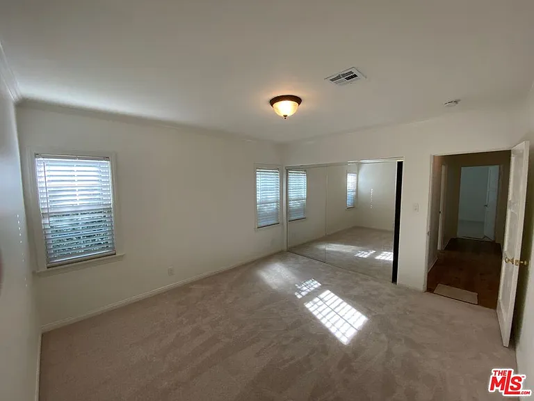 4322 Elmer Ave — Photo 24