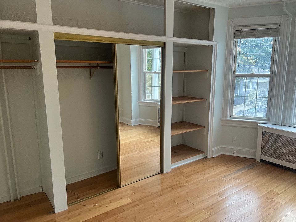 1st image of 99 W 21st St #1