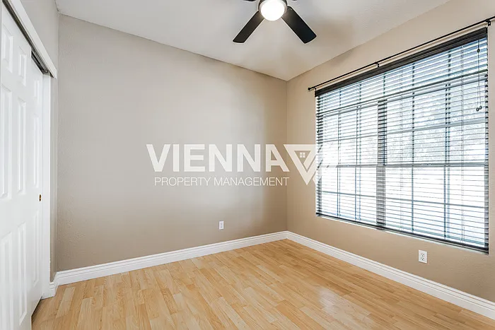 5308 Heritage Ct — Photo 17