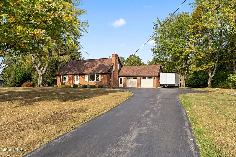 2nd image of 203 Sugar Hill Road