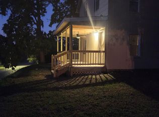 1209 S 6th St, Atchison, KS 66002