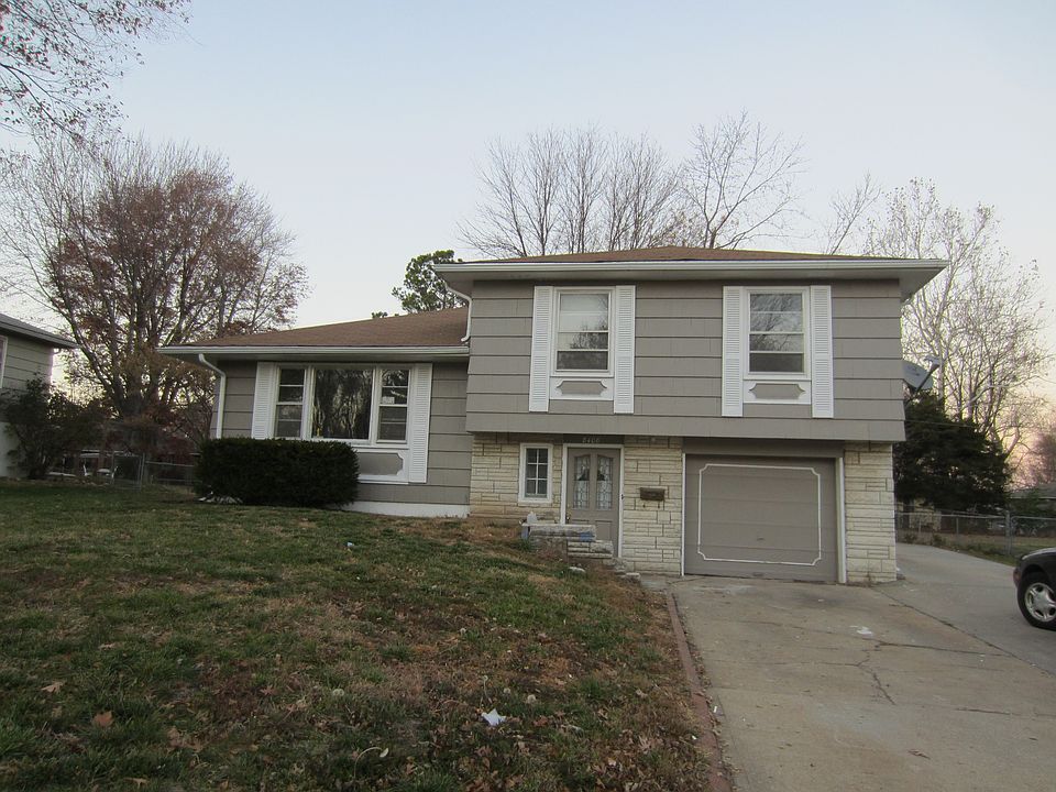 1st image of 8408 E 109th Ter