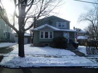 99 Hillside Ave, Arlington, MA 02476