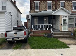 132 Walnut St, Darby, PA 19023