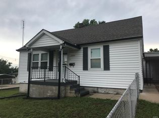 1020 Jefferson St, De Soto, MO 63020
