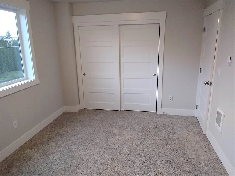 1027 Wilson St #1401 — Photo 6