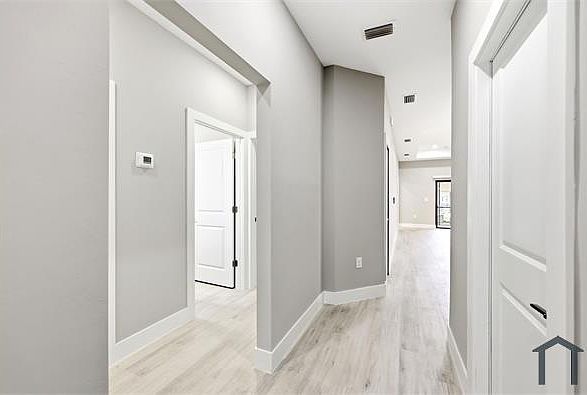 1st image of 4700 22nd St SW #4700