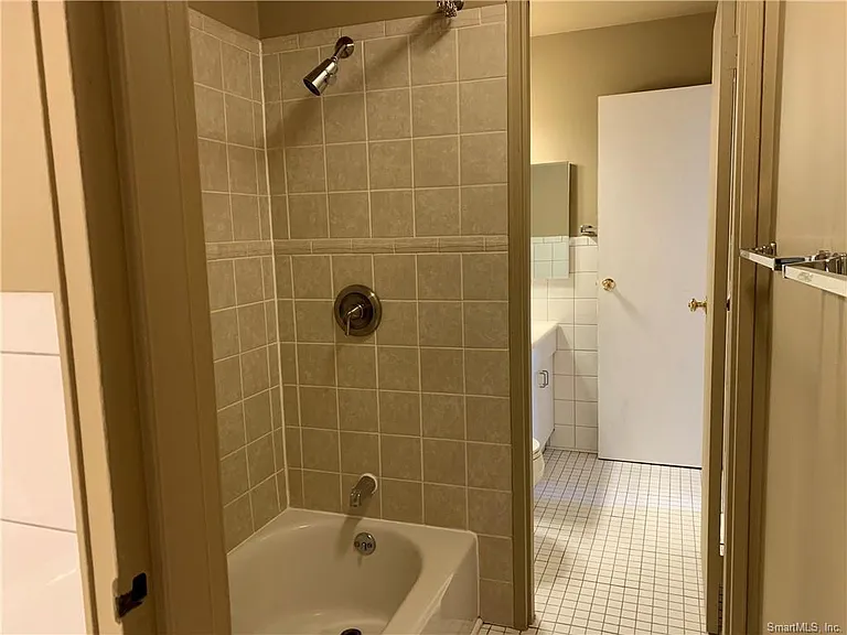 1070 New Haven Ave #70 — Photo 10