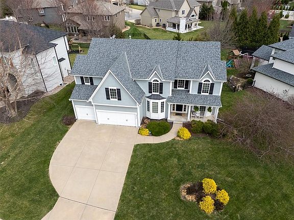 2nd image of 5815 Aminda St