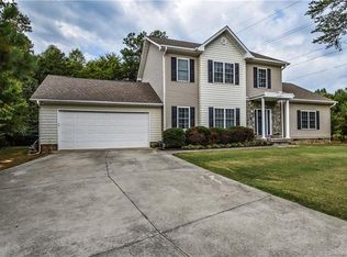 204 Stillwater Rd, Troutman, NC 28166