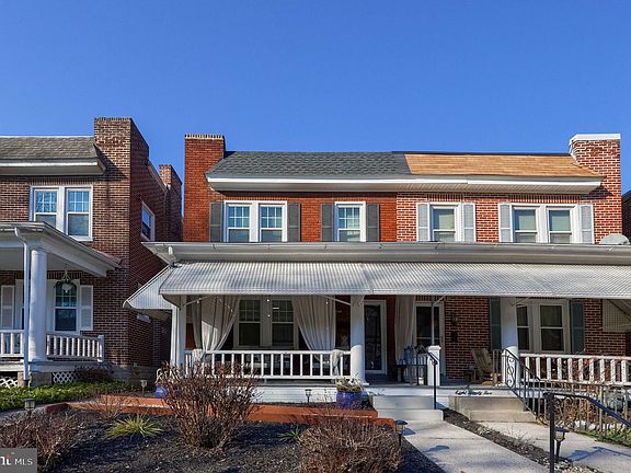 2nd image of 827 3rd St