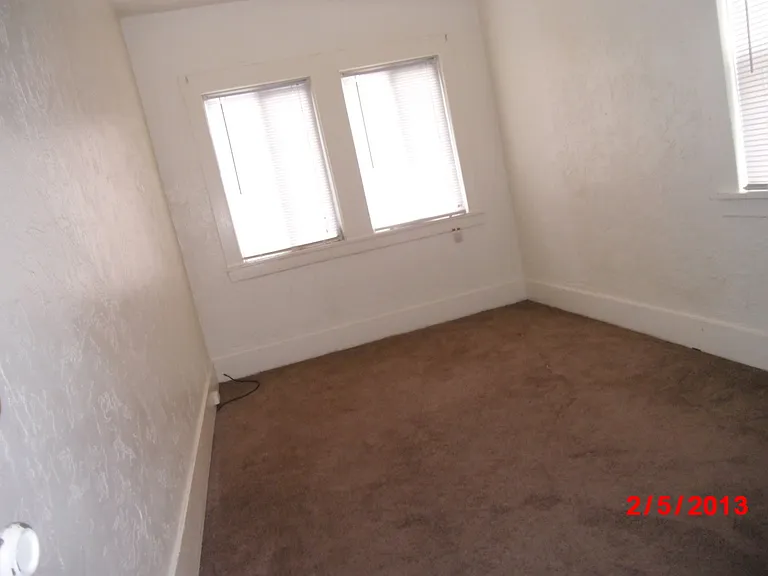 1616 96th Ave — Photo 9