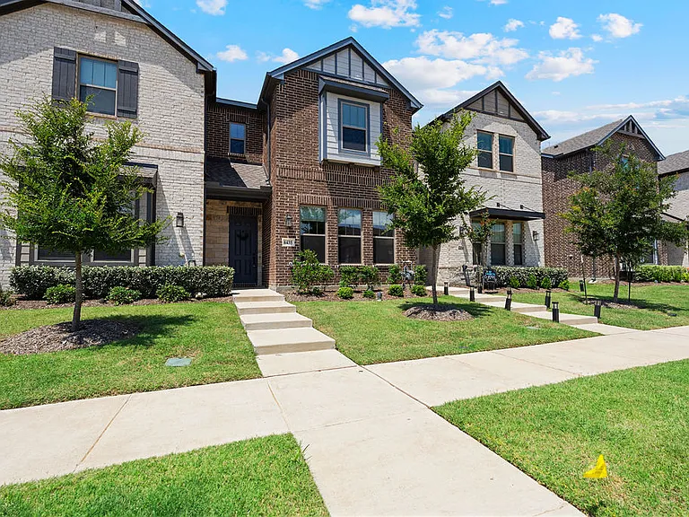 6435 Baritone Ct — Photo 2