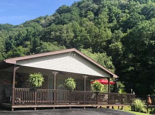 1048 Silent Hill Rd, Vansant, VA 24656