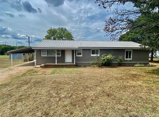 24360 S 210th Rd, Henryetta, OK 74437