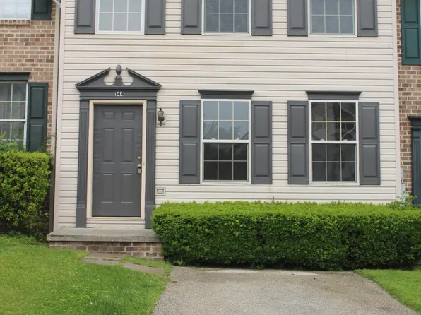 144 Zachary Dr, Hanover, PA 17331