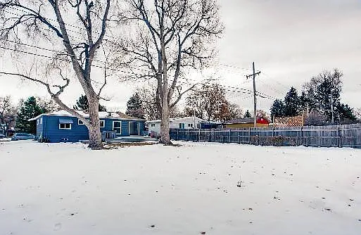 1315 S Kearney St — Photo 10