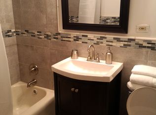 209 Ridge Ave APT 3A, Evanston, IL 60202