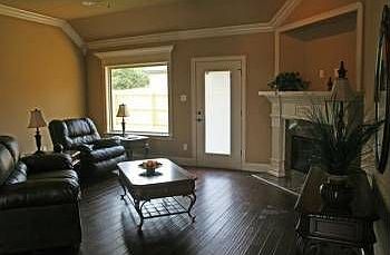 3rd image of 2819 Ella Ct