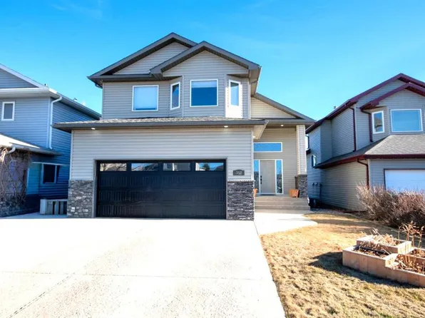 352 NW Tartan Cir W, Lethbridge, AB T1J 0Z1