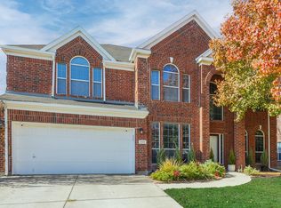 805 Sycamore St, Burleson, TX 76028