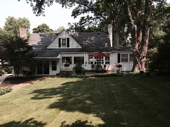 2nd image of 3147 Highland Dr