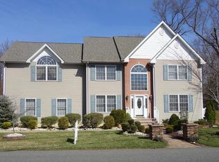 79 Mayberry Ave, Monroe Township, NJ 08831