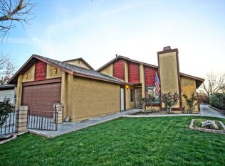 37527 48th St E, Palmdale, CA 93552