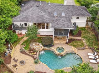 95 Silverwood Rd, Sandy Springs, GA 30342