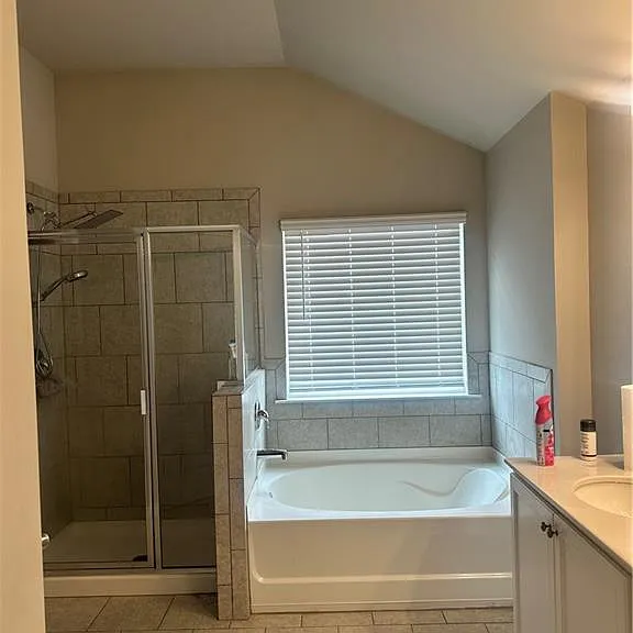 7226 Gladstone Cir — Photo 8