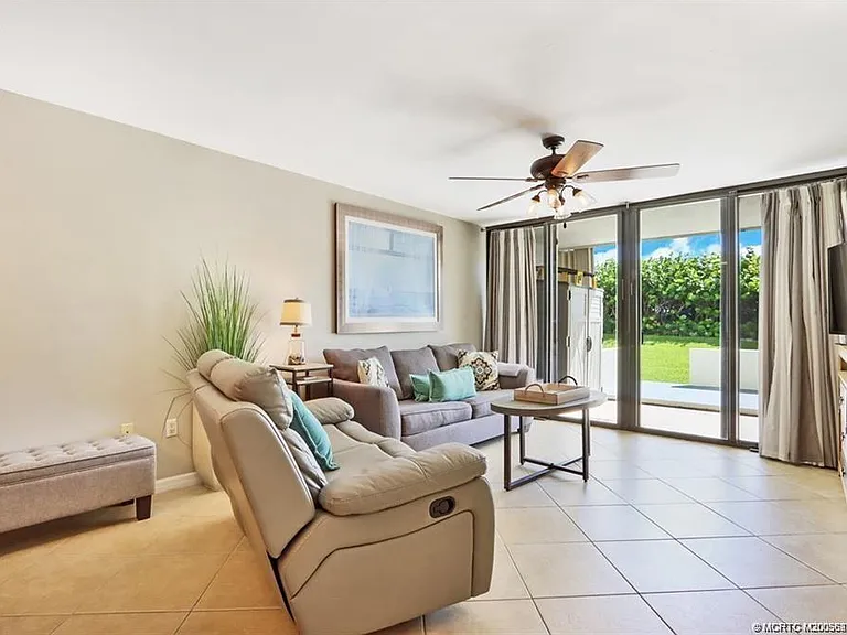 10600 S Ocean Dr #2 — Photo 7