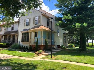 12 Merlot Ct, Marlton, NJ 08053