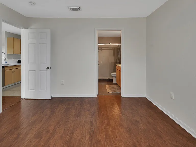 940 Village Trl #8-206 — Photo 22