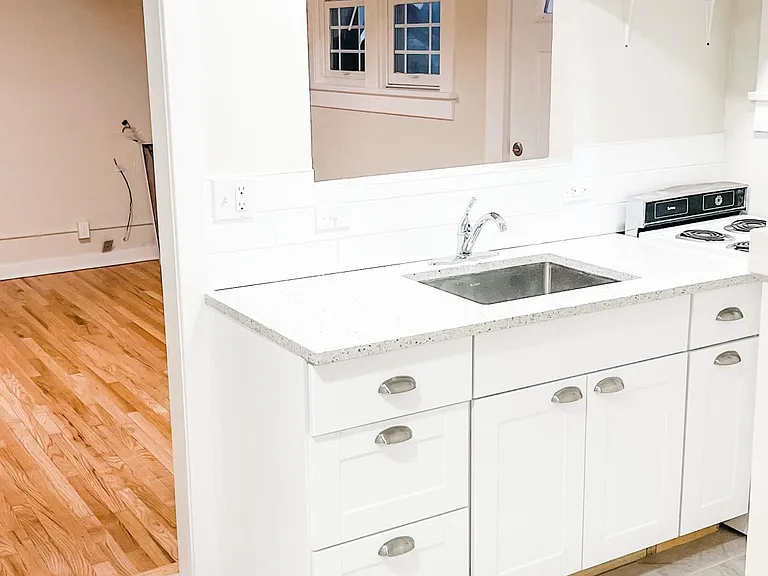 2352 Broadway St #7 — Photo 6
