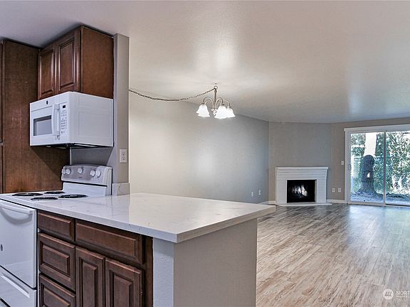 5th image of 3428 I Street NE #T104