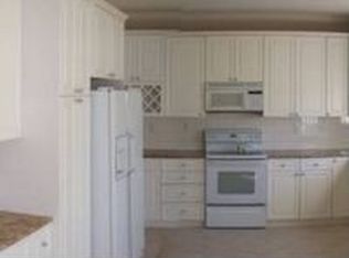 3350 Grandview Club Rd, Pfafftown, NC 27040