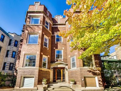 6816 N Lakewood Ave APT 2, Chicago, IL, 60626