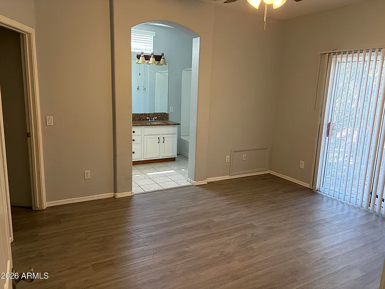 1660 E Gary Dr — Photo 6