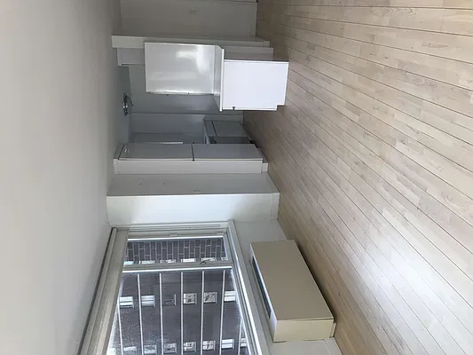 Rented by iHomeny Realty | media 20