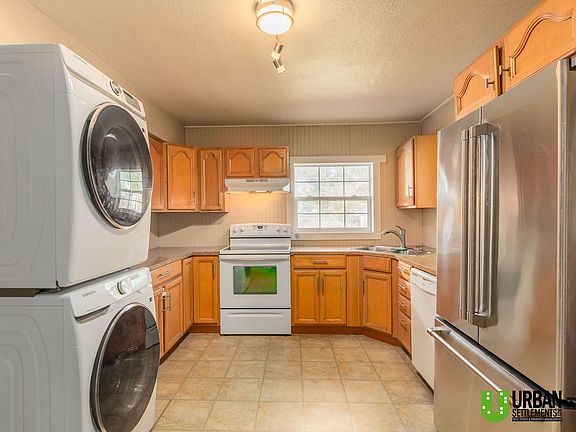 4th image of 1517 E Mallon Ave