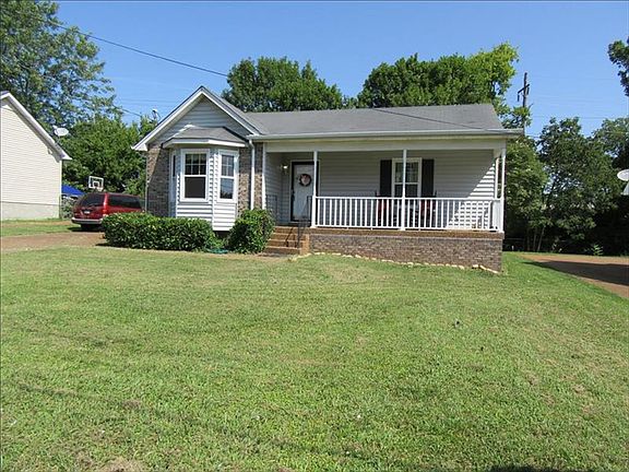 3rd image of 436 Amquiwood Ct