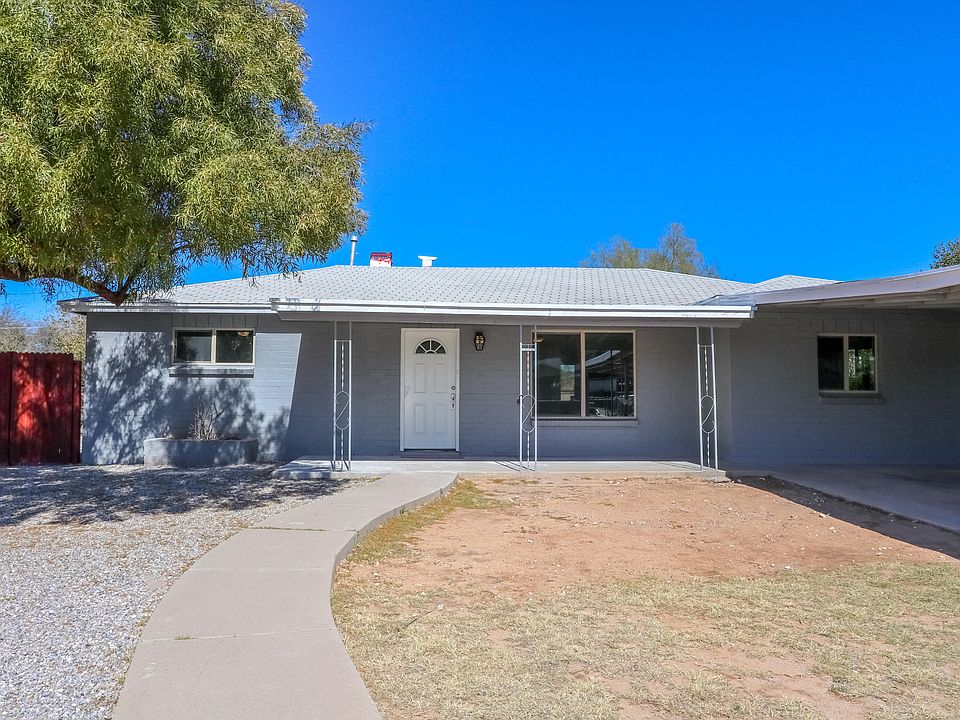 1st image of 810 W Calle Antonia