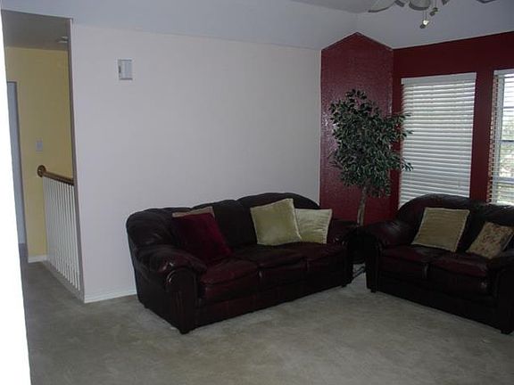 5th image of 1520 Tumble Creek Dr