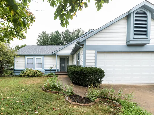 5003 W De Ann Dr, Bloomington, IN 47404