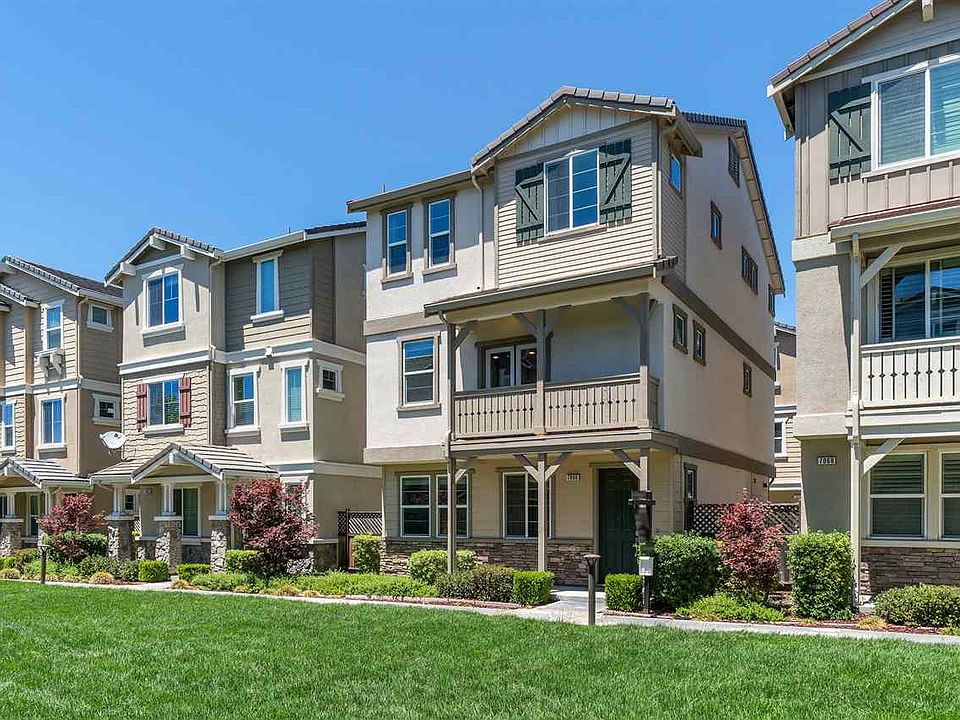 1st image of 7066 N Mariposa Ln