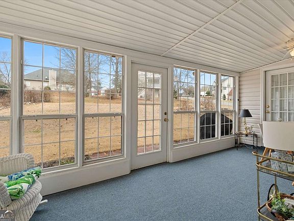 4th image of 2112 Owls Way