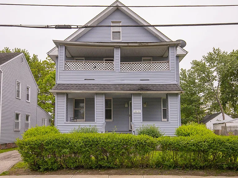 13233 Carrington Ave — Photo 19