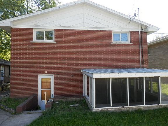 5th image of 236 N Douglas Ave