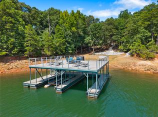 310 Perry Cir, Townville, SC 29689
